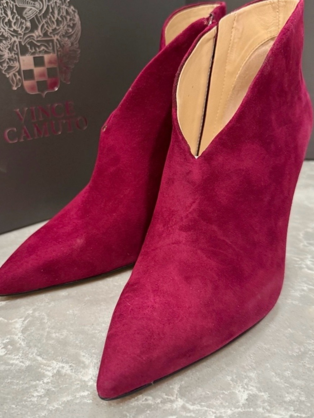 Vince Camuto Sestrind Ribbon Red Pink Suede Pointed Toe Booties Heels 7.5M New
